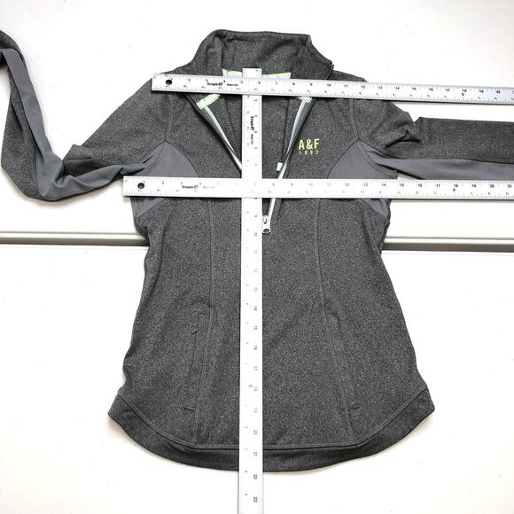 Abercrombie Women's Gray Athletic Pullover 1/4 Zip Sweatshirt Size XS Sporty - Picture 3 of 13